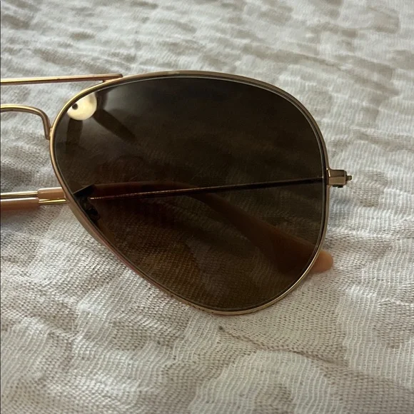 Ray-Ban RB3025 Aviator Classic Sunglasses Gold Frame Brown Gradient Lens w/ Case - Picture 7 of 7